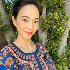 Wearing my Singapore Airlines kebaya uniform from 20 years ago when I  became a stewardess