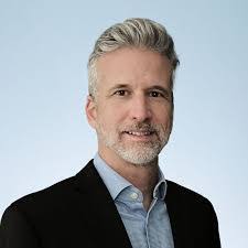 Karen Tidwell's Instagram, Twitter & Facebook