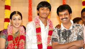 'karnan' directed by maari selvaraj and produced by kalaipuli s thanu has dhanush romancing rajisha vijayan with yogi babu. Dhanush And Aishwarya 12th Wedding Anniversary Special Photos Filmibeat