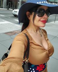 Scariest escape from a fire ever!😢 Her name is Rebecca Hackett. she made  it. She made sure the horses at White Cloud Ranch were evacuated during the  Woolsey Fire, before leaving with