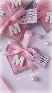 Cartoncini di qualità da personalizzare con il nome del tuo bambino, la data e il nome di ogni invitato alla cerimonia. Segnaposto Battesimo Bomboniere Di Battesimo Bomboniere Per Bambina Segnaposto Compleanno Fai Da Te