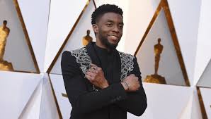 Aunque chadwick boseman sabía durante años que tenía un cáncer terminal, ahora sabemos que murió sin haber escrito un testamento, pero hizo un movimiento clave meses antes de su muerte para proteger financieramente a su esposa. El Anuncio De La Muerte De Chadwick Boseman Hace Historia En Twitter