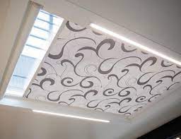 Store pour puits de lumiãƒâ¨re vãƒâ©randa nouvelle extanxia concept alu evada. Skysol Le Store Enrouleur Pour Les Puits De Lumiere Par