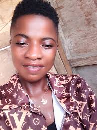 I like you because you like me. The moment you stop liking me, I stop  liking you too. I no dey fellow anybody do unconditional love 🤣🤣