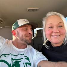 Best gym & personal trainer? Looking to improve health.