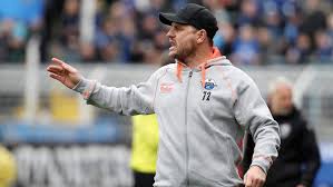 Steffen baumgart (born 5 january 1972) is a german football manager and former player who manages sc paderborn. Steffen Baumgart Verlangert In Paderborn Dfb Deutscher Fussball Bund E V