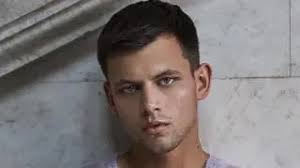 Top Model". Alex Szynkariow zaskakująco podsumował udział w programie.  Powiedział, że był na samym dnie