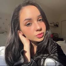 Maria Milian's Instagram, Twitter & Facebook