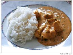 Seit Tagen Denke Ich Mir Schon Du Musst Mal Wieder Ein Schones Rezept Bloggen Heute Ist Es Nun Sowei Rezepte Curry Geschnetzeltes Hahncheninnenfilet Rezept