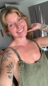 WickedWendyX Free XXX Pics, WickedWendyX Porn Videos on PornPic.XXX