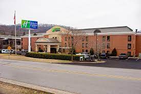 Become an @ihgrewards member and #experienceihg! Holiday Inn Express Hotel Brentwood Nashville Tn Usa Picture Of Holiday Inn Express Hotel Suites Brentwood North Nashville Area Tripadvisor