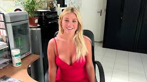 Miss Alice, The Most Beautifiul Secretary - Miss Alice Wild - EPORNER