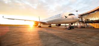 Zásilky s nebezpečným zbožím musí být připraveny v souladu s příslušnými předpisy o nebezpečném. New Hkg Sea Cathay Pacific Service Adds Cargo Capacity Air Cargo World