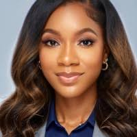 100+ ملفًا شخصيًا يحتوي على “Celine”