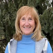 Ann Sandstrom's Instagram, Twitter & Facebook