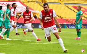 Giraldo fue uno de los jugadores más importantes de santa fe en los últimos torneos, su alto nivel futbolístico lo hizo ser tenido en cuenta entre los posibles jugadores. Santa Fe Hoy Daniel Giraldo No Sigue Para Donde Se Va Antena 2