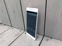 BLU Vivo 6 Review – Value ... - Devices ...