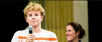 Последние твиты от arthur germain (@arthurgermain). Anne Hidalgo Son Fils Arthur Germain Ne Veut Pas Etre Un Fils De Gala