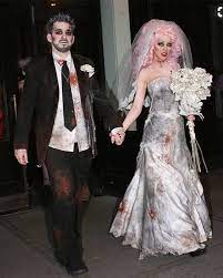 21 Of The Most Iconic Couples Halloween Costumes Wedding Ideas Magazine Celebrity Couple Costumes Celebrity Halloween Costumes Celebrity Costumes