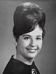 Lenore Atkinson's Instagram, Twitter & Facebook