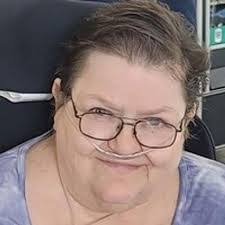 Brenda Lavender's Instagram, Twitter & Facebook