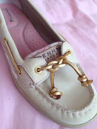 The laces are really stiff and when i tie them regularly, it just doesn't look right. Celtic Knot For Sperry Topsider Shoes Made It With Own Hands Shoe Lacing Techniques Shoe Laces Shoes