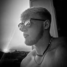 Noah Marshall (@noahmarshall22)