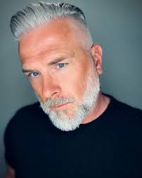 Reel by Mario Raßloff (@mario_rassloff__model) · December 28, 2024