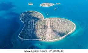 Galešnjak (also called island of love, lover's island, otok za zaljubljene) is located in the pašman galešnjak is 100% privately owned, completely deserted, containing only wild plants and trees. Aerial View Of Beautiful Heart Shaped Island Of Galesnjak Also Called Island Of Love In Pasman Channel Croatia Poster Id 213030943