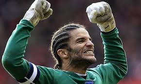David James keeps Portsmouth competitive at Southampton's expense