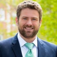 Elizabeth Haddock's Instagram, Twitter & Facebook