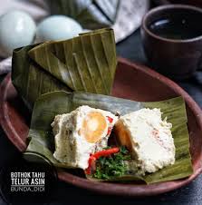 Resep botok lamtoro merupakan resep masakan sederhana yang cukup enak sebagai pelengkap makan. Diah Didi S Kitchen Martabak Tahu Bothok Tahu Telur Asin