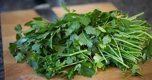 Seal the bag, wrap a rubber band around the newly formed cylinder, and freeze it. How To Store Parsley 3 Genius Methods Purewow