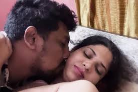 Mumbai College Girl Lose Her Virginity First Time feat. Apple Porn by  FapHouse