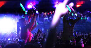 Everyone Can Be A Princess Rave Dance Aesthetic Gif Concert Crowd