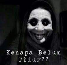 Sebagai contoh dalam gambar ini boleh jadi ketyika group photo anda terlupa untuk. 43 Gambar Hantu Bikin Kaget