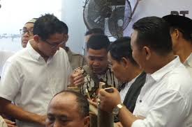 Kerja keras cerdas ikhlas adalah suatu proses seseorang melakukan tinggkat kesungguhan dalam aktivtiasnya untuk mencapai hasil yang optimal dan maksimal. Sandi Jelaskan Makna Kerja Keras Kerja Cerdas Kerja Tuntas Dan Kerja Ikhlas