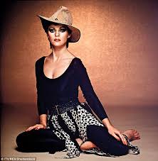 Grammy award winning artist with over 20 million records worldwide. Sheena Easton On Prince And Her New West End Show Daily Mail Online