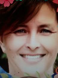 LNICA POSPOLITA (LINARIA VULGARIS) ...... Dr. Różański: Ziele lnicy działa  lekko rozwalniająco, odkażająco, wykrztuśnie, silnie napotnie,  uspokajająco, przeciwzapalnie, moczopędnie, silnie żółciopędnie, lekko  przeciwbólowo, nasennie (szczególnie wtedy ...