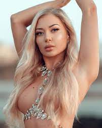 Elena Romanova - Free nude pics, galleries & more at Babepedia
