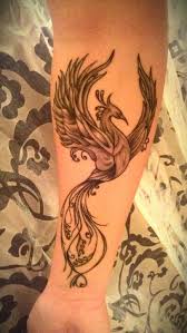 Phoenix Tattoo I Loooooove This One Its Placed Where I Want Mine Except I Wanna Make Mine More D Inspiration Tattoos Karizmatik Dovmeler Dovme Tasarimlari