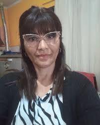 Dolly Lara's Instagram, Twitter & Facebook