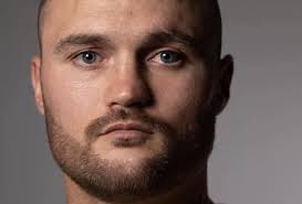 Watu mbalimbali wameendelea kutuma rambirambi za kifo cha Bondia Dwight  Ritchie wa Australia aliefariki baada ya kutoka mazoezini, amefariki mwezi  mmoja baada ya Bondia mwingine wa Marekani kufariki kutokana na kupata  jeraha