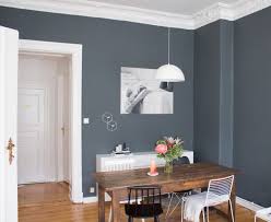 Esszimmer Inspiration Vintage Style Tisch Dunkle Wand Farbe 4 Esszimmer Inspiration Dunkle Wand Wohnzimmerwand