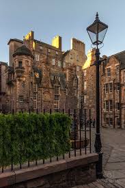 Shiny new shot of Lady Stair's Close in the late afternoon winter sunshine  or at least, a wee smidgeon of it. Happy Saturday...
