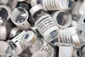 След разреждане флаконите с comirnaty съдържат шест дози ваксина по 0,3 ml. Zgcbw2rkait8tm