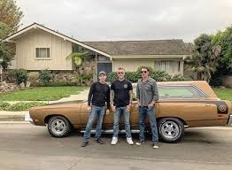 The gas monkey crew started with a full interior redesign, and then, they followed that with a new smooth running motor to give the car some class and substance as it pulls round traffic. Fast N Loud Season 15 Episode Guide Gas Monkey Garage Fast N Loud Fans