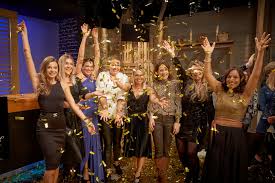 Rész gasztroreality (2017) a konyhafőnök vip, az rtl népszerű gasztrorealityjének 1. Kiraly Linda Csillogos Miniben Mutatta Meg Magat 30 Kilos Fogyasa Utan Irto Dogos Volt A Musorban Hazai Sztar Femina