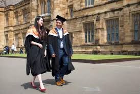 University Of Sydney Graduates Have Been Named The Most Employable In Australia For The Third Y University Of Sydney Graduation Photoshoot Formal Dresses Short