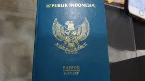 Bagi cap jari lepastu pegawai tu siapkan dokumen tu semua dan last sekali sebelum blah dari kaunter, dapat surat untuk jerry, untuk pekerja asing saya tak pasti boleh buat passport group atau tak sbb memerlukan mykad. Syarat Dan Cara Membuat Paspor Baru Di Kantor Imigrasi Dokumen Penting Saat Pergi Ke Luar Negeri Tribun Solo